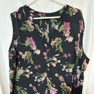 Denver Hayes 2xl Floral Sleeveless Top - Black and Pink- pleating and buttons
